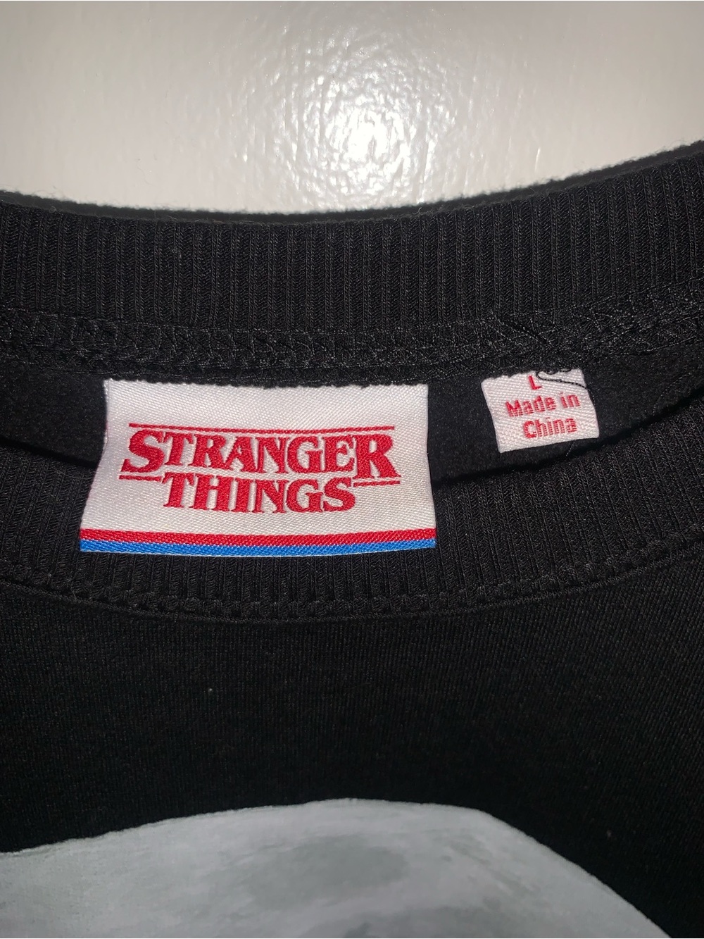 Stranger Things Sweater - Picture 2 of 4